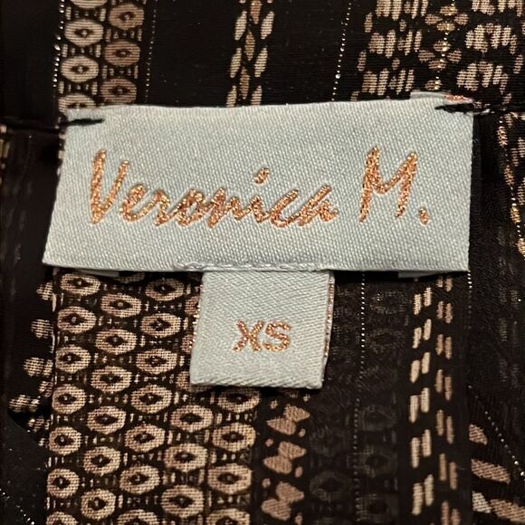 Veronica m. Draped Hem Surplice Wrap Sheer Metallic Striped Pullover Blouse - Picture 7 of 8